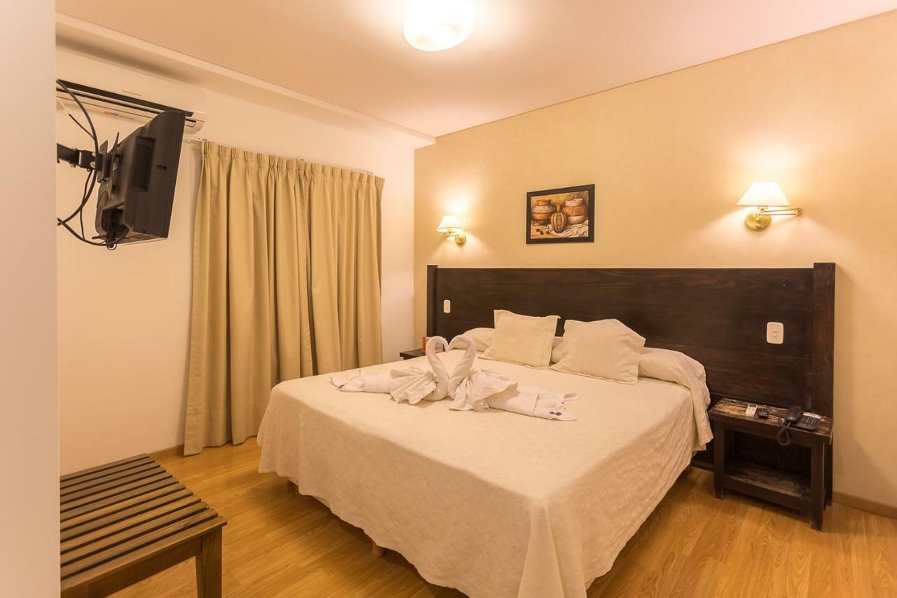 Hotel Las Maras Puerto Madryn Extérieur photo